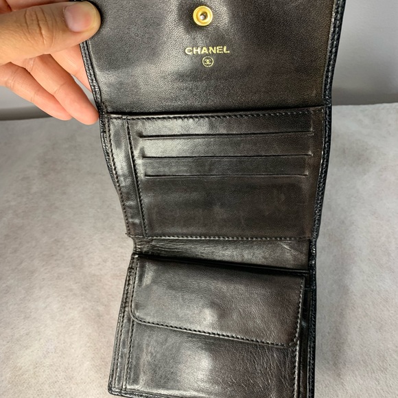 Authentic Chanel Caviar Compact Wallet - Picture 12 of 14
